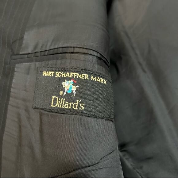 Hart Schaffner Marx Jacket Mens Size 46R Black PinStripe 2 Buttons Business - Picture 5 of 9